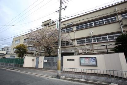 東大阪市長堂２丁目の中古一戸建て(東大阪市立長栄中学校)