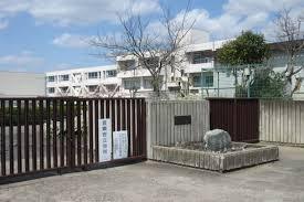 交野市倉治７丁目の新築一戸建(交野市立倉治小学校)