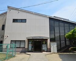 交野市倉治７丁目の新築一戸建(交野市立倉治図書館)