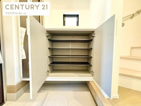 枚方市渚栄町の新築一戸建