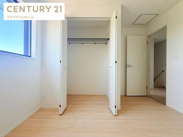 枚方市出口４丁目の新築一戸建