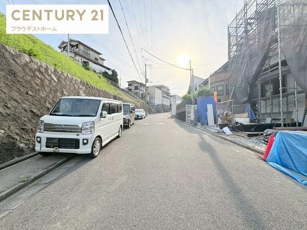 枚方市東香里３丁目の新築一戸建