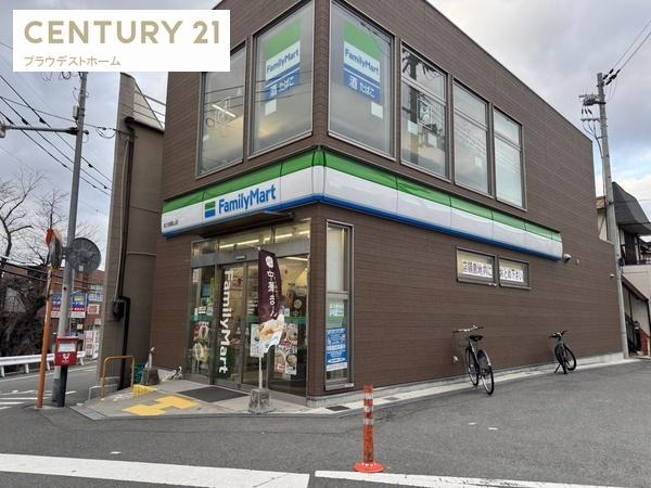 枚方市御殿山町の新築一戸建(ファミリーマート枚方御殿山店)