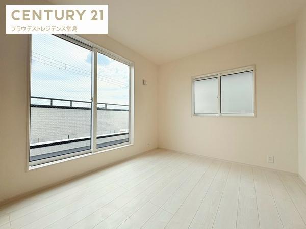 尼崎市神田中通８丁目の新築一戸建