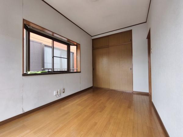 東伊興2丁目戸建て
