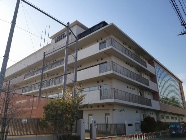 マ・トール鹿浜ライフスクエア(足立区立鹿浜菜の花中学校)