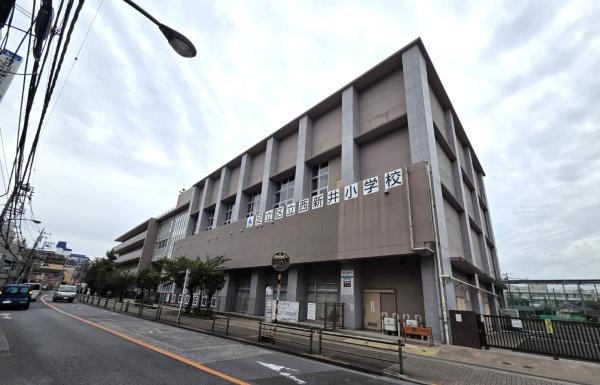 東武西新井第一サンライトマンション(足立区立西新井小学校)