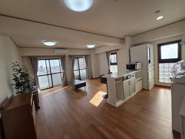 シュロス保木間