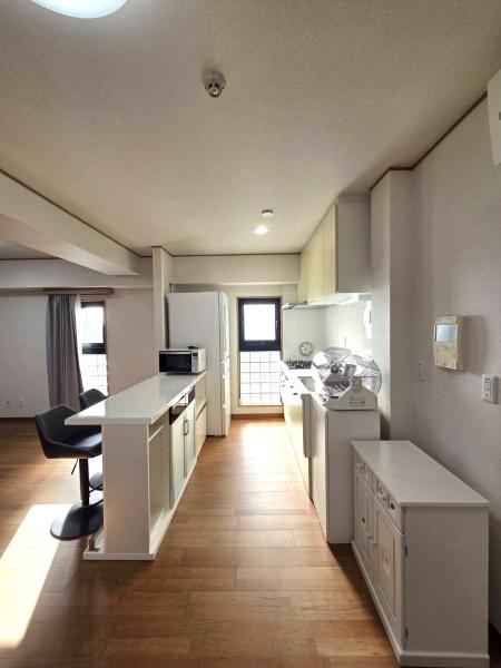 シュロス保木間