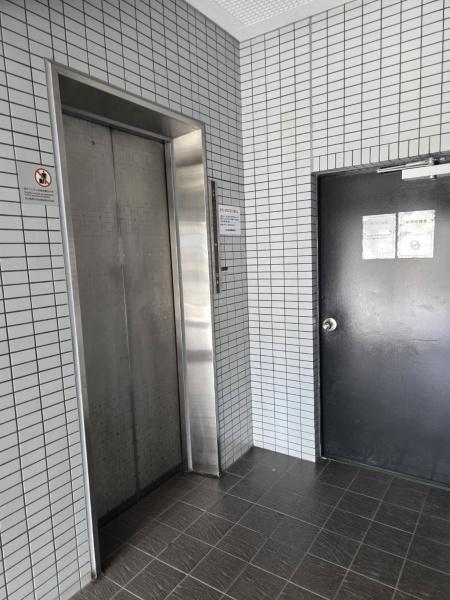 シュロス保木間