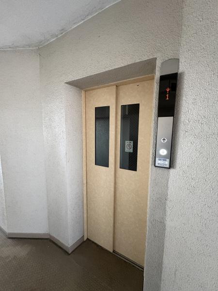 松戸小根本コンド(エントランス)