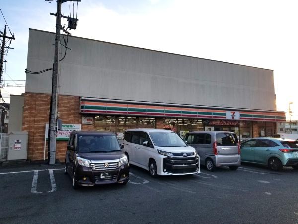 アイディパレス保木間(セブンイレブン足立保木間1丁目店)
