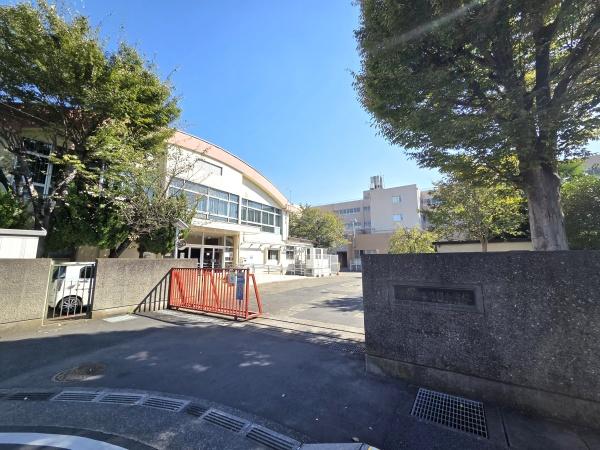 草加市新善町の中古一戸建て(草加市立清門小学校)