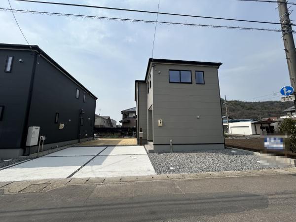 岐阜市琴塚4丁目　1号棟