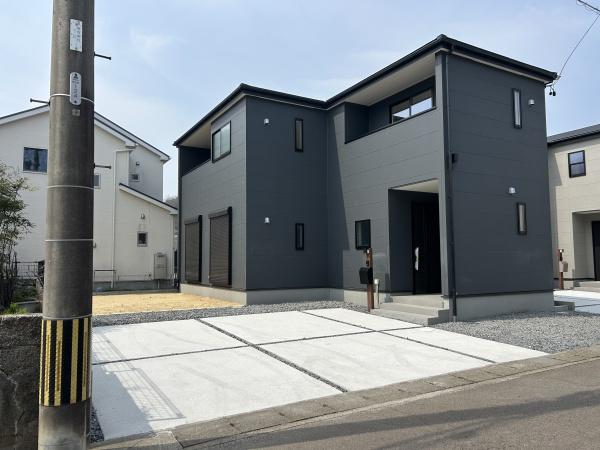 岐阜市琴塚4丁目　2号棟