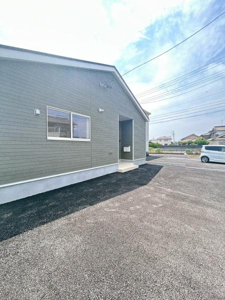 美濃加茂市中富町１丁目の新築一戸建