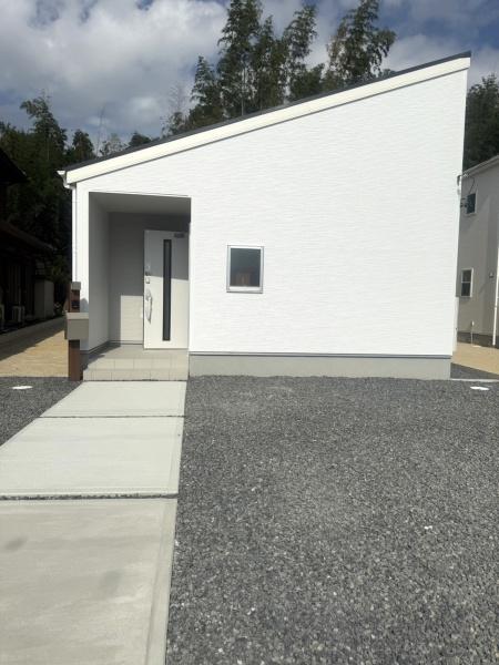 美濃加茂市加茂野町鷹之巣東屋敷　3号棟