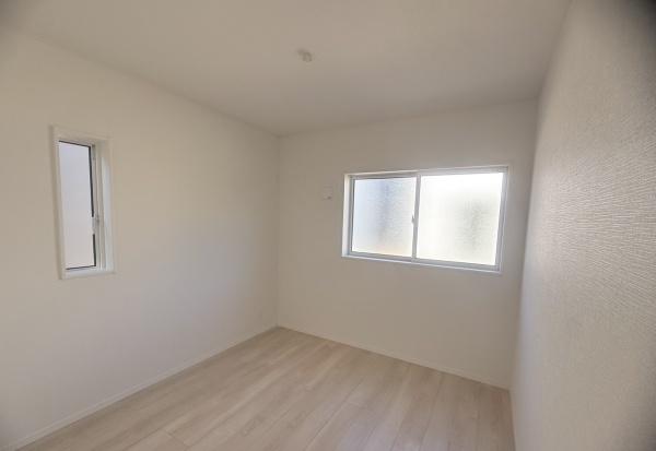 美濃加茂市本郷町３丁目の新築一戸建