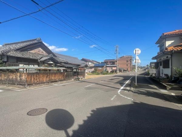 各務原市那加前洞新町３丁目の土地