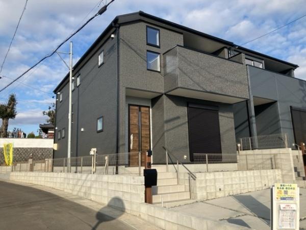 春日井市田楽町郷中　2号棟