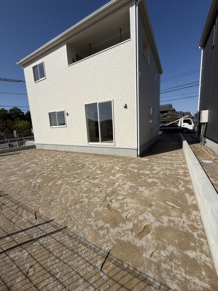 美濃加茂市加茂野町稲辺第2　2号棟