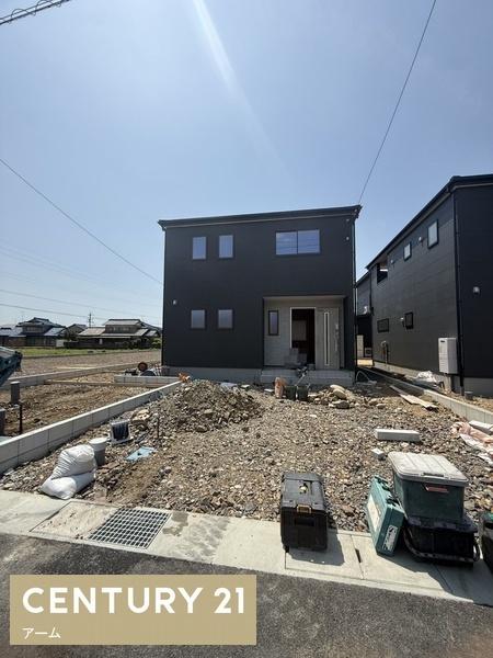 美濃加茂市西町8丁目　2号棟