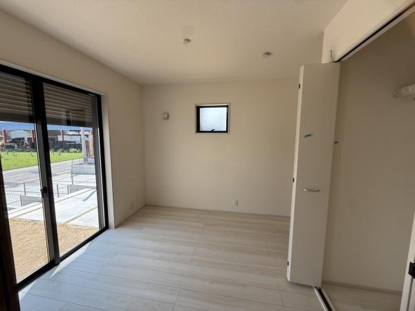 美濃加茂市加茂川町3丁目　2号棟