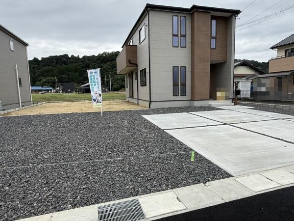 川辺町下川辺　1号棟