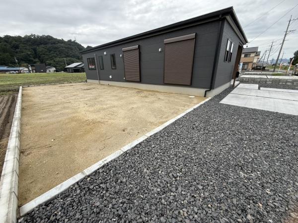 川辺町下川辺　3号棟