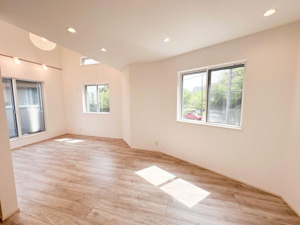 朝霞市根岸台８丁目の中古一戸建