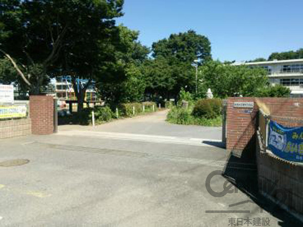 和光パークファミリア 1階部分(和光市立第四小学校)
