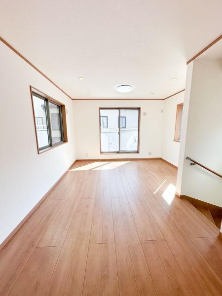 朝霞市三原５丁目の新築一戸建