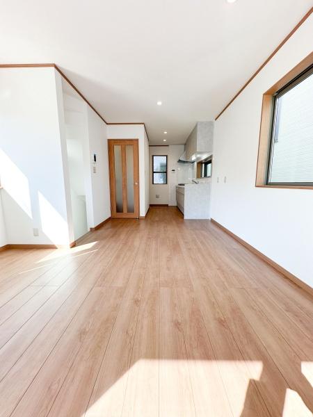 朝霞市三原５丁目の新築一戸建