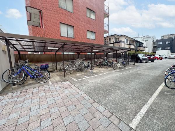 サングリーン朝霞