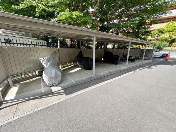成増ハウス