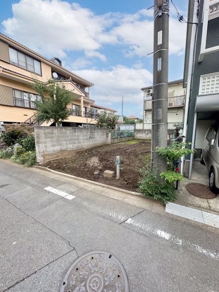 朝霞市幸町2丁目の土地(前面道路含む現地写真)