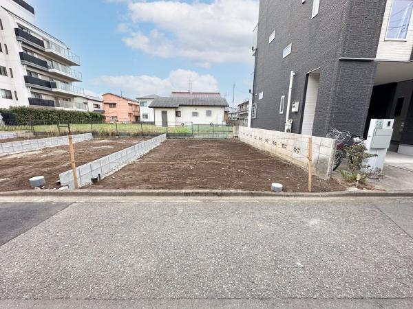 朝霞市仲町1丁目の土地(前面道路含む現地写真)