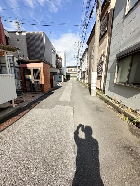 朝霞市本町2丁目の土地(前面道路含む現地写真)