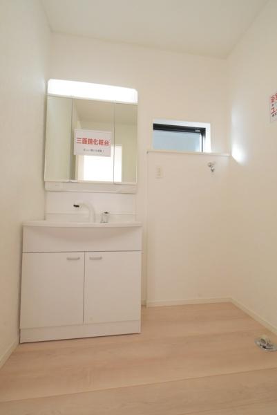 朝霞市岡３丁目の新築一戸建