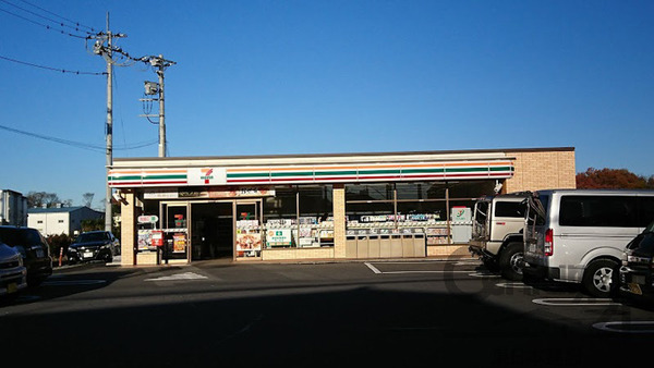 エクレール武蔵野ヒルズB棟(セブンイレブン新座畑中東店)