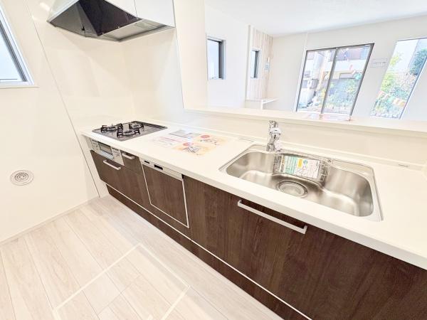 新座市栄２丁目の新築一戸建