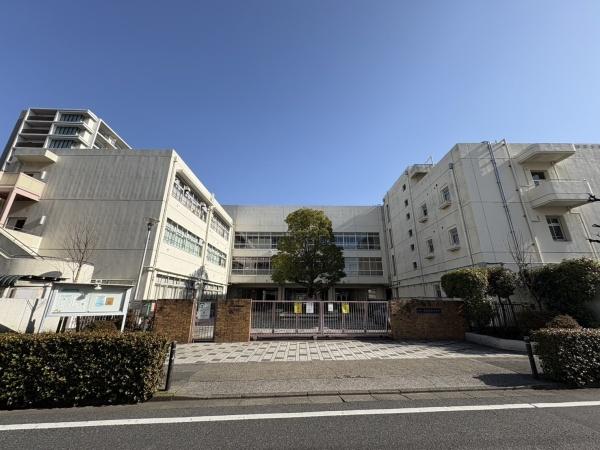 ウィスタリアマンション板橋志村(板橋区立志村第五中学校)
