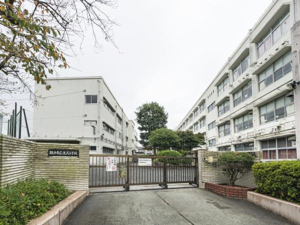 横浜市戸塚区汲沢5丁目の土地(横浜市立汲沢小学校)