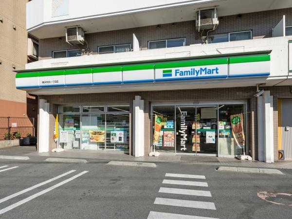メゾン矢向(ファミリーマート横浜矢向一丁目店)