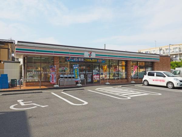 横浜市鶴見区駒岡4丁目の中古一戸建て(セブンイレブン横浜駒岡4丁目店)