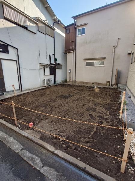 目黒区上目黒４丁目の新築一戸建
