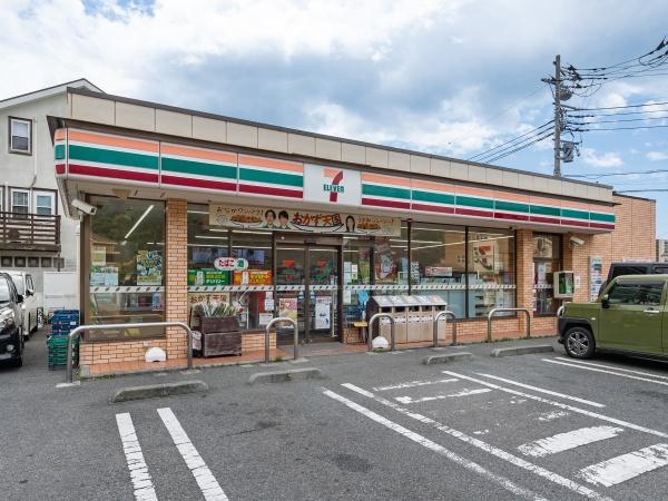 三浦郡葉山町一色の中古一戸建て(セブンイレブン葉山一色店)