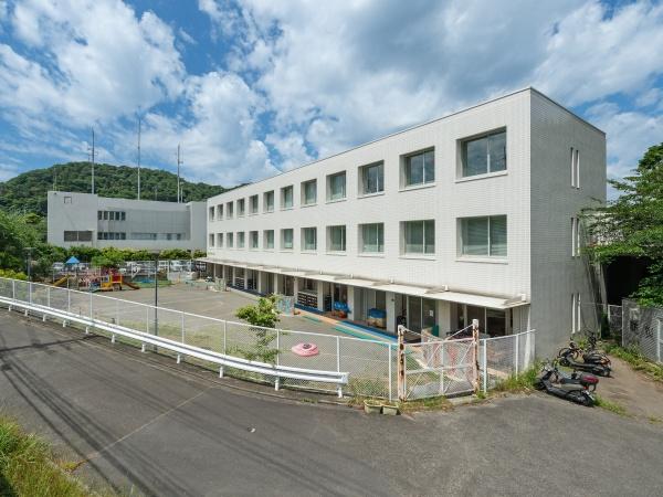 三浦郡葉山町一色の中古一戸建て(葉山町立葉山保育園)