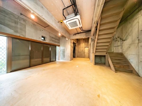 三浦郡葉山町一色の中古一戸建て