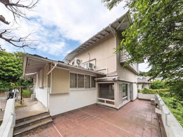 三浦郡葉山町一色の中古一戸建て